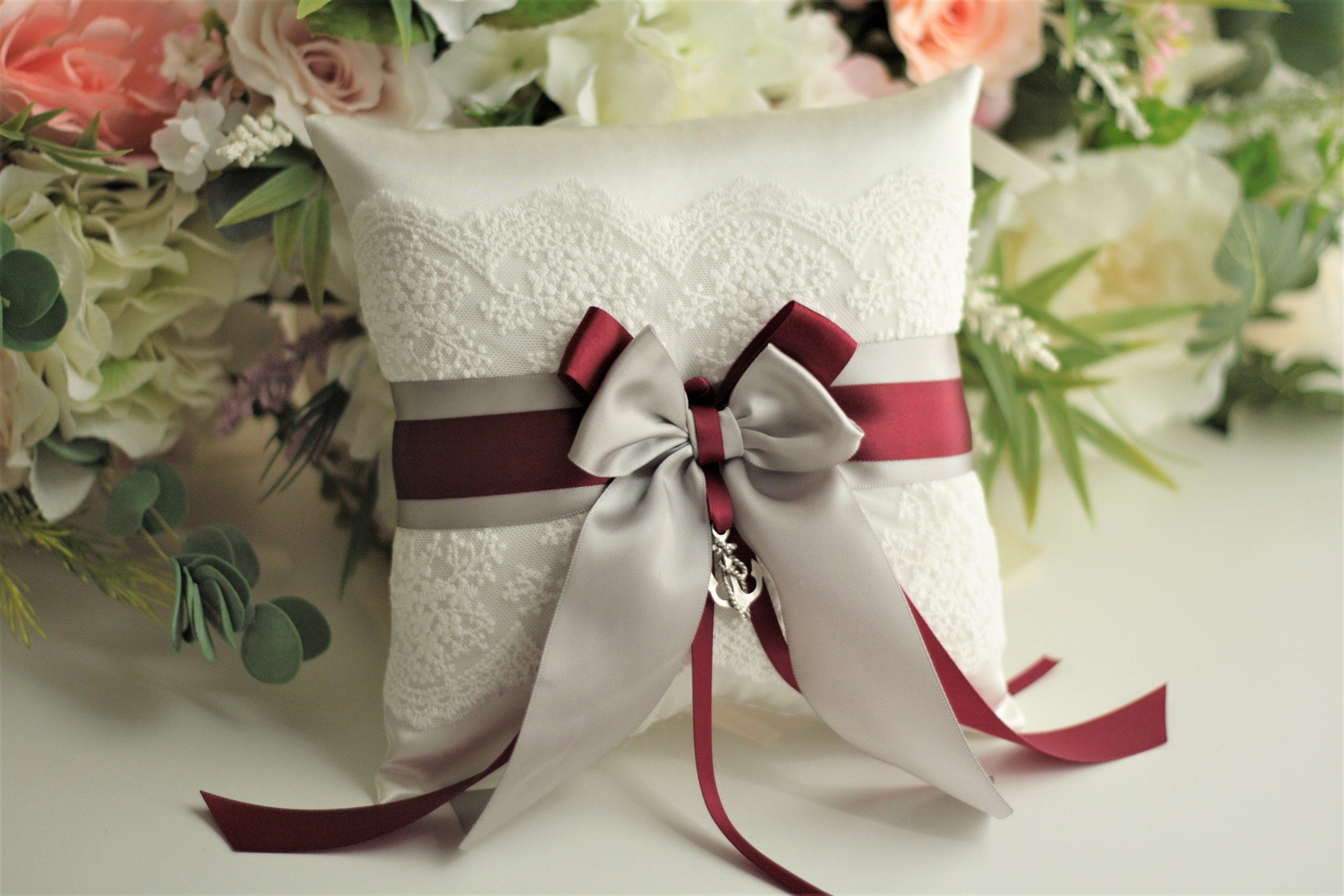 Wedding Ring Holder Ribbon Decor Sweet Romantic Bow-knot Ring Pillow